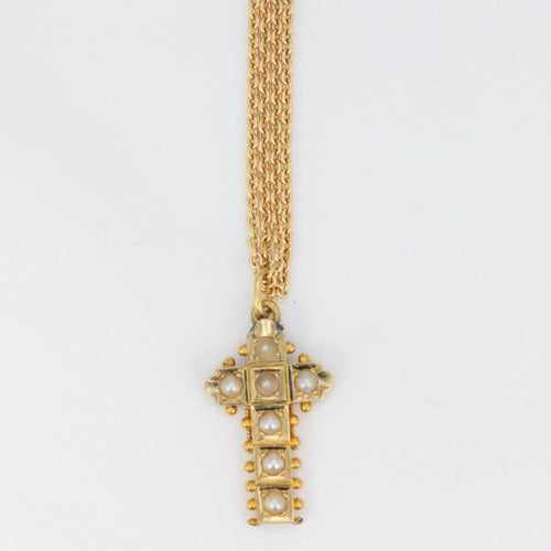 Pendentif Pendentif croix en or et perles fines 58 Facettes 163