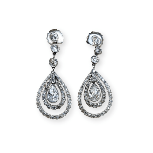 Boucles d'oreilles Pendants d'oreilles Art Déco Platine et Diamants 58 Facettes CEY3