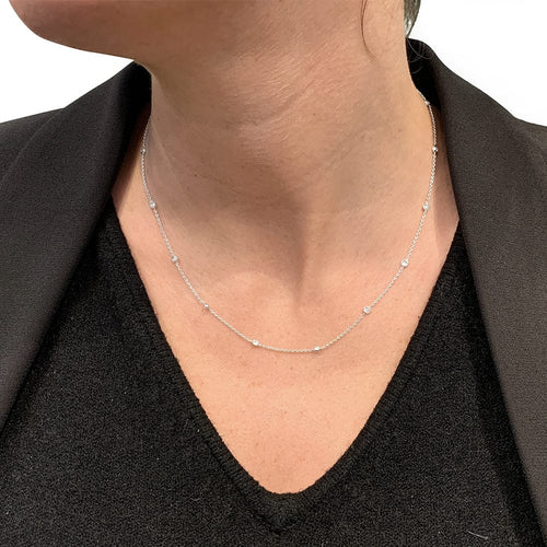 Collier Collier gouttière en or blanc, diamants. 58 Facettes 30177