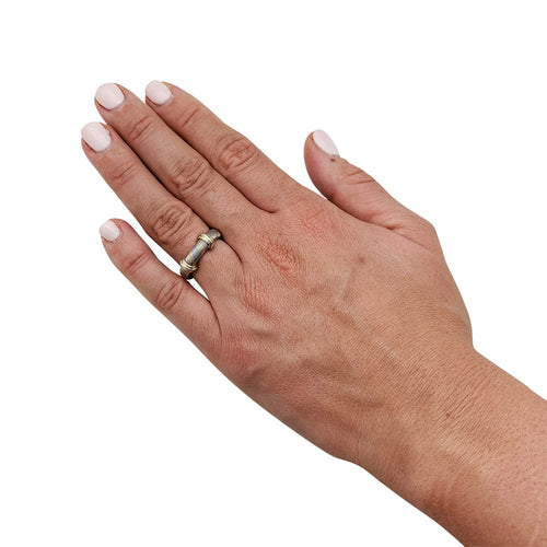 Bague 49 Bague Cartier en or jaune et acier. 58 Facettes 29994