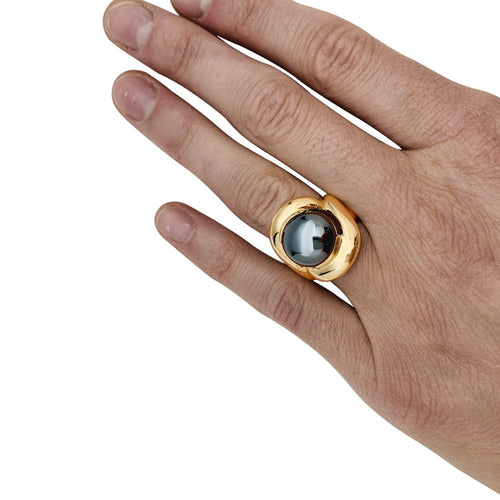 Bague 51 Bague vintage en or jaune et hématite. 58 Facettes 29406