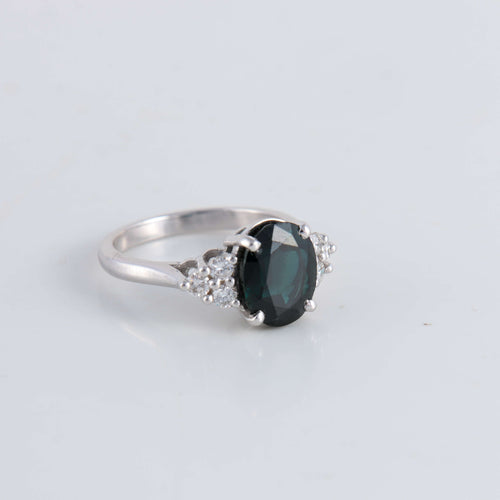 Bague 53 Bague Saphir épaulé de 6 diamants 58 Facettes 1