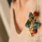 Broche Broche ancienne branche de fraisier 58 Facettes 00-073-2904123