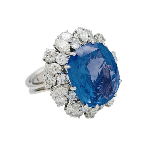 Bague 57 Bague en or blanc, platine, saphir et diamants. 58 Facettes 30180
