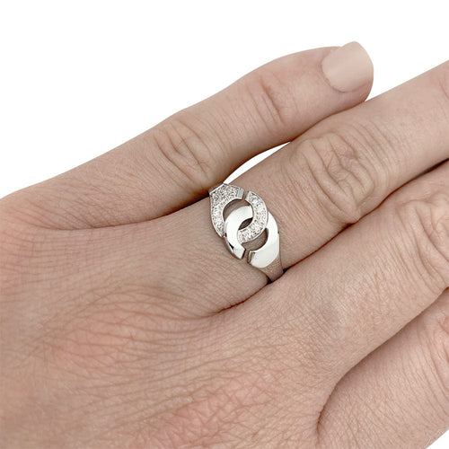 Bague 51 Bague Dinh Van "Menottes R8" en or blanc, diamants. 58 Facettes 30380