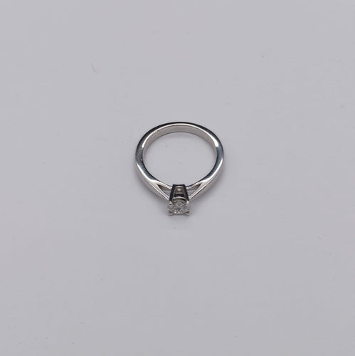 Bague Bague solitaire en or gris 58 Facettes