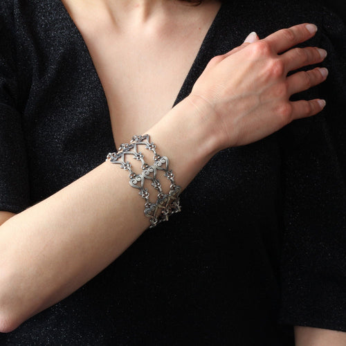 Bracelet Bracelet manchette en argent 58 Facettes 21-193