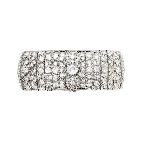 Bracelet Manchette Art Déco en platine et diamants. 58 Facettes 30206
