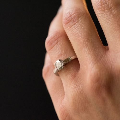 Bague 54 Solitaire diamant et diamants baguette 58 Facettes 16-060-54