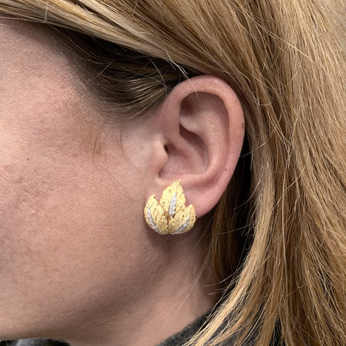 Boucles d'oreilles Boucles d'oreilles feuillages 2 ors et diamants. 58 Facettes 29740
