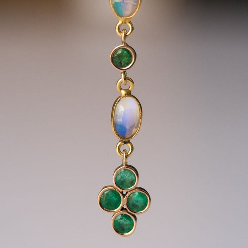 Boucles d'oreilles Boucles d'oreilles émeraudes et opales 58 Facettes 19-353