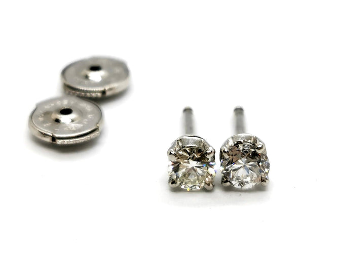 Boucles d'oreilles Boucles d'oreilles or blanc diamants 58 Facettes 1157617CN