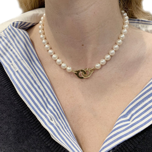 Collier Collier de perles Dinh Van "Menottes R15" en or jaune. 58 Facettes 30101