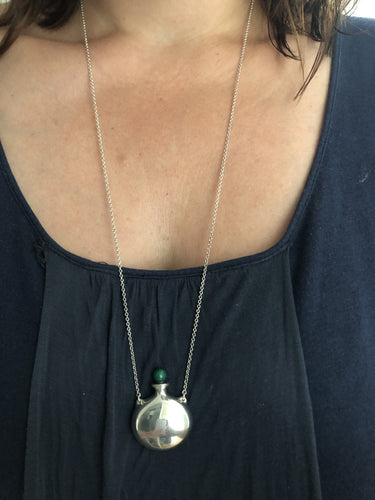 Collier Pendentif flacon en argent de la maison Tiffany collection Elsa Peretti 58 Facettes