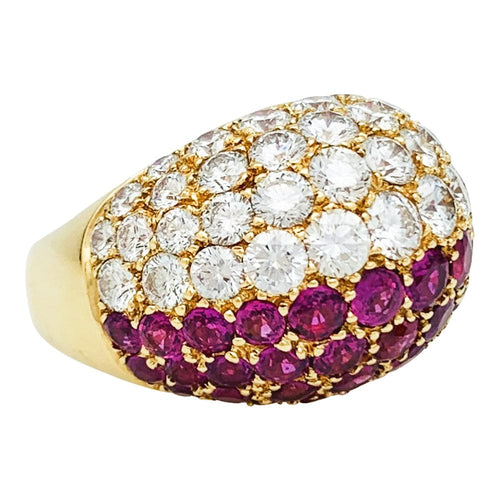 Bague 57 Bague dôme en or jaune diamants et rubis. 58 Facettes 30527
