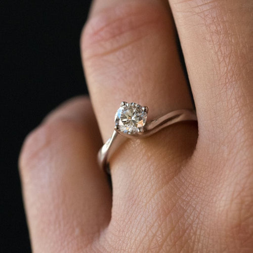 Bague 48 Solitaire or blanc diamant 58 Facettes 00-145-5677559-53