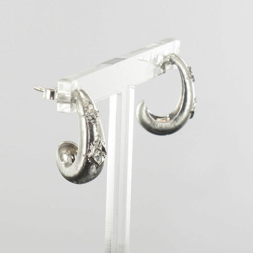 Boucles d'oreilles Boucles d'oreilles or blanc satiné diamants 58 Facettes YS66B