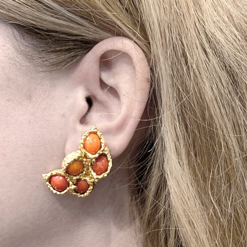 Boucles d'oreilles Boucles d'oreilles Chaumet or jaune et corail. 58 Facettes 29121