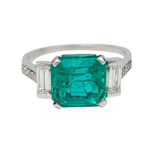 Bague 55 Bague en platine, centrée d'une émeraude de 2,81 carats et diamants. 58 Facettes 30127