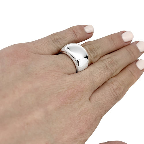 Bague 51 Bague Cartier "Nouvelle vague" en or blanc. 58 Facettes 30102