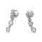 Boucles d'oreilles Boucles d'oreilles pendantes en or blanc et diamants. 58 Facettes 30141
