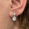 Boucles d'oreilles Dormeuses en platine et diamants. 58 Facettes 30176