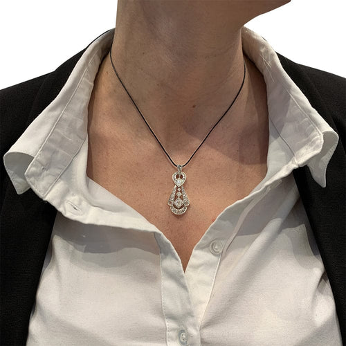 Pendentif Pendentif 1900 en diamants, or et platine. 58 Facettes 30260