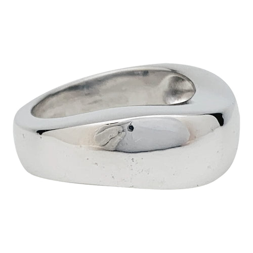 Bague 52 Bague Chaumet or blanc, collection "Valse". 58 Facettes 30587
