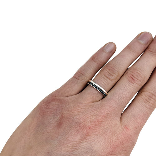 Bague 55 Alliance Boucheron modèle "Quatre Edition" en or blanc et PVD noir. 58 Facettes 29635-1
