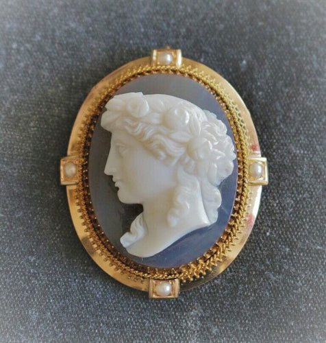 Broche Broche camée néo-classique figurant la déesse Flore 58 Facettes 299