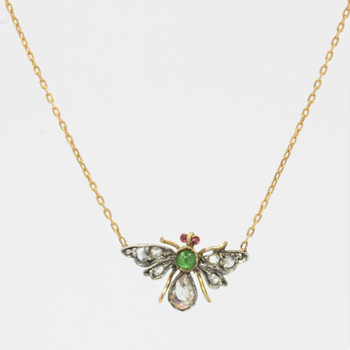 Collier Collier ancien abeille en diamants émeraude et rubis 58 Facettes 20-622