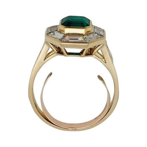 Bague 58 Bague Mellerio en or jaune, émeraude et diamants. 58 Facettes 29028-1