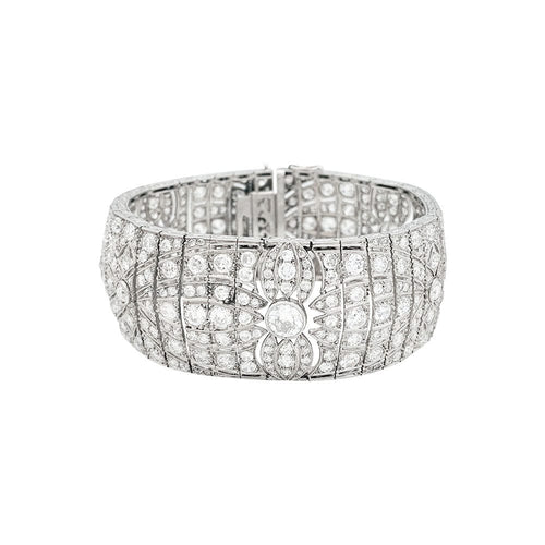 Bracelet Manchette Art Déco en platine et diamants. 58 Facettes 30206