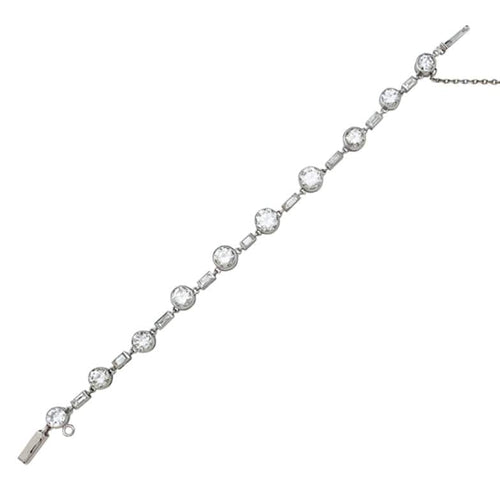 Bracelet Bracelet en platine, or blanc et diamants. 58 Facettes 29816