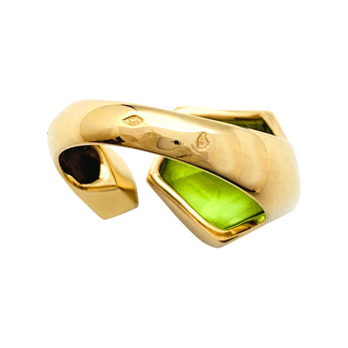 Bague 55 Bague en or jaune, diamant et péridot. 58 Facettes 29947