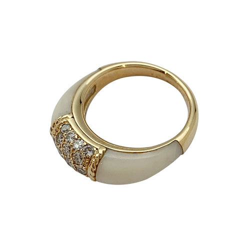 Bague 55 Bague Van Cleef et Arpels "Philippine" en or jaune, corail blanc et diamants. 58 Facettes 30044