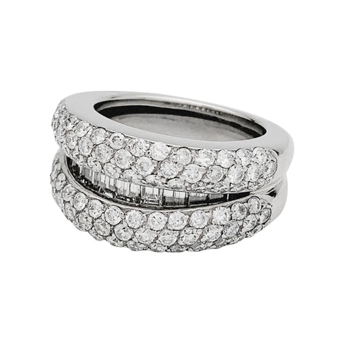 Bague 47 Bague pavage or blanc et diamants. 58 Facettes 29943