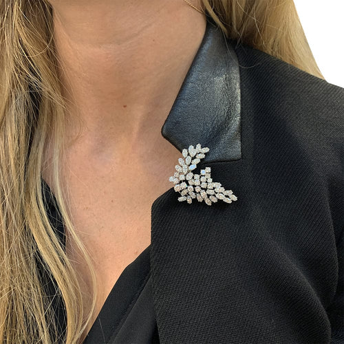 Broche Broche Chaumet diamants, platine et or blanc. 58 Facettes 30612