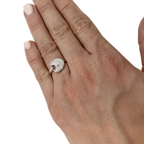 Bague 46 Bague Cartier "Amulette" or blanc et diamants 58 Facettes 30300