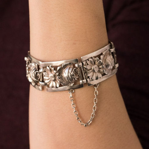 Bracelet Bracelet ancien argent fleurs 58 Facettes 19-148