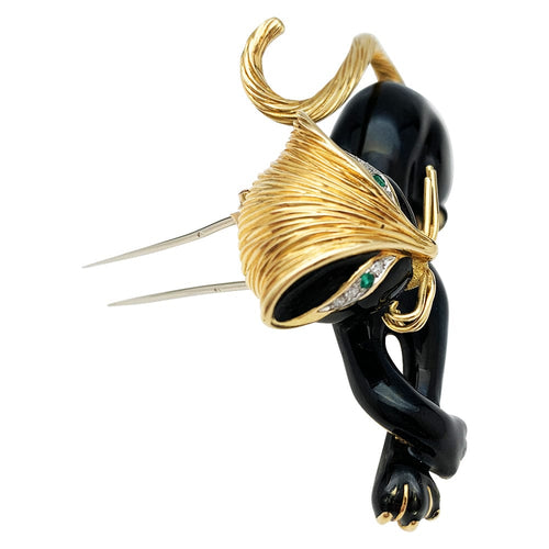 Broche Broche Fred, "Panthère", or jaune, émail, diamants, émeraudes. 58 Facettes 30324