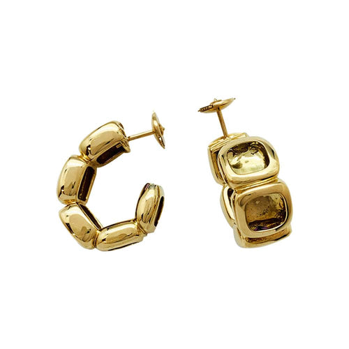 Boucles d'oreilles Boucles d'oreilles Van Cleef & Arpels "Saint Germain" en or jaune, améthystes et nacres. 58 Facettes 30290