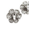 Boucles d'oreilles Boucles d'oreille fleurs en or blanc serties diamants baguette et ronds. 58 Facettes 30291