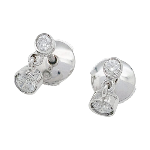 Boucles d'oreilles Boucles d'oreilles pendantes en or blanc et diamants. 58 Facettes 30144