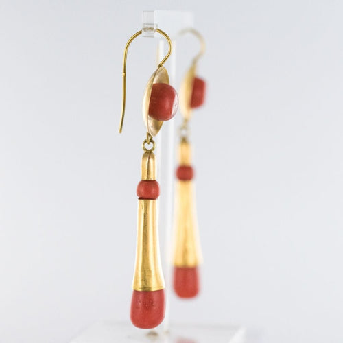 Boucles d'oreilles Boucles d'oreilles pendantes corail et or 58 Facettes 19-258