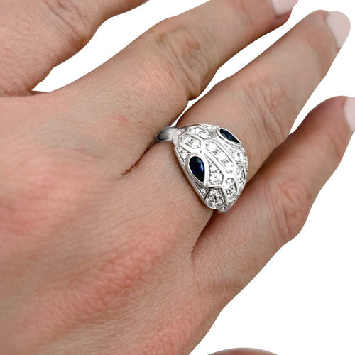 Bague 53 Bague Bulgari "Serpenti" en or blanc, diamants et saphirs. 58 Facettes 30128