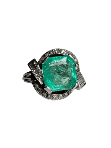 Bague 55 Bague en or blanc 18k sertie d’une émeraude et diamants 58 Facettes