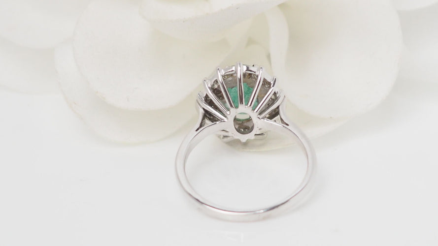 Bague 53 Bague marguerite Or blanc Emeraude Diamants 58 Facettes 32514
