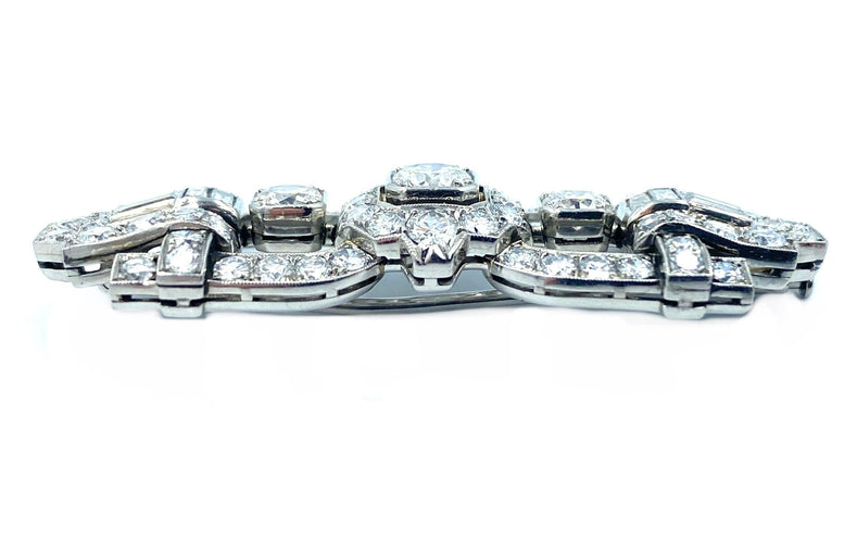 Broche Broche d'époque Art-Déco en platine et diamants 58 Facettes