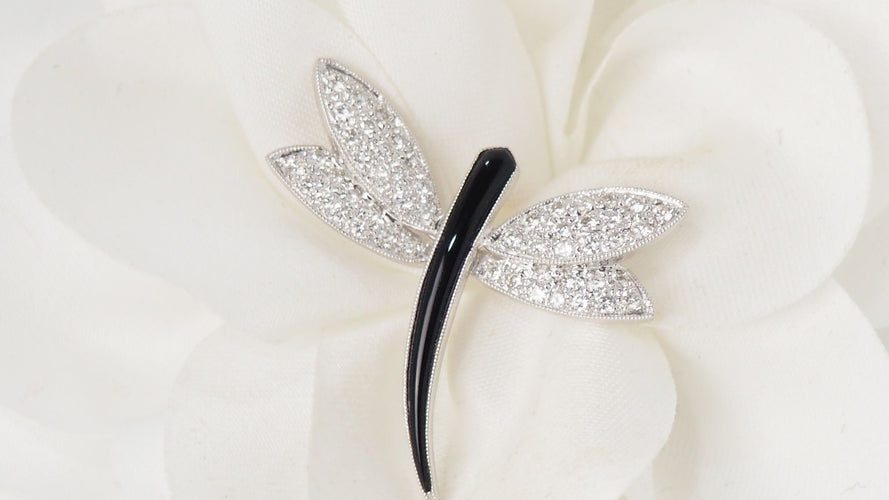 Broche Broche Libellule  diamants et onyx 58 Facettes 32162